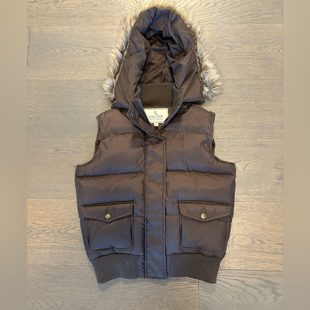 Siblings brand girls Brown spring/fall vest sz 10/12 (large)